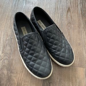 Steve Madden slip on sneakers